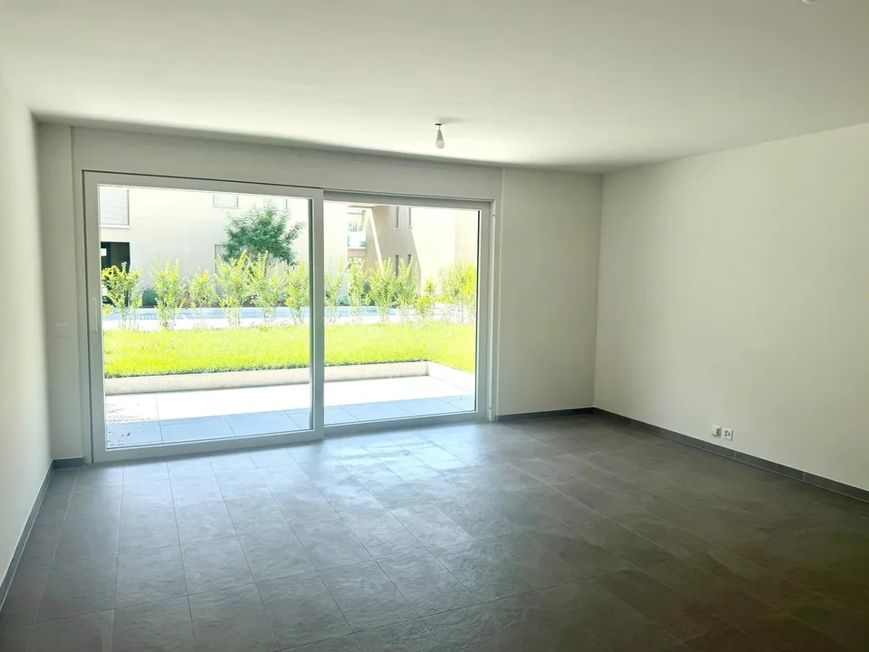 Appartement de 2,5 pièces à Uvrier au rez-de-chaussée