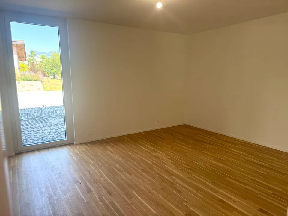 Appartement de 2,5 pièces à Uvrier au rez-de-chaussée