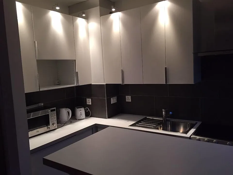 Seltene Gelegenheit in Délices: 1,5-Zimmer-Studio - Rechte Seite - Möbliert