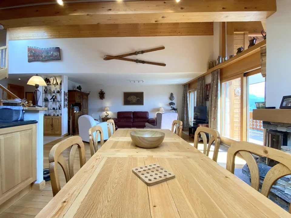 Dachgeschoss 5.5 Zimmer