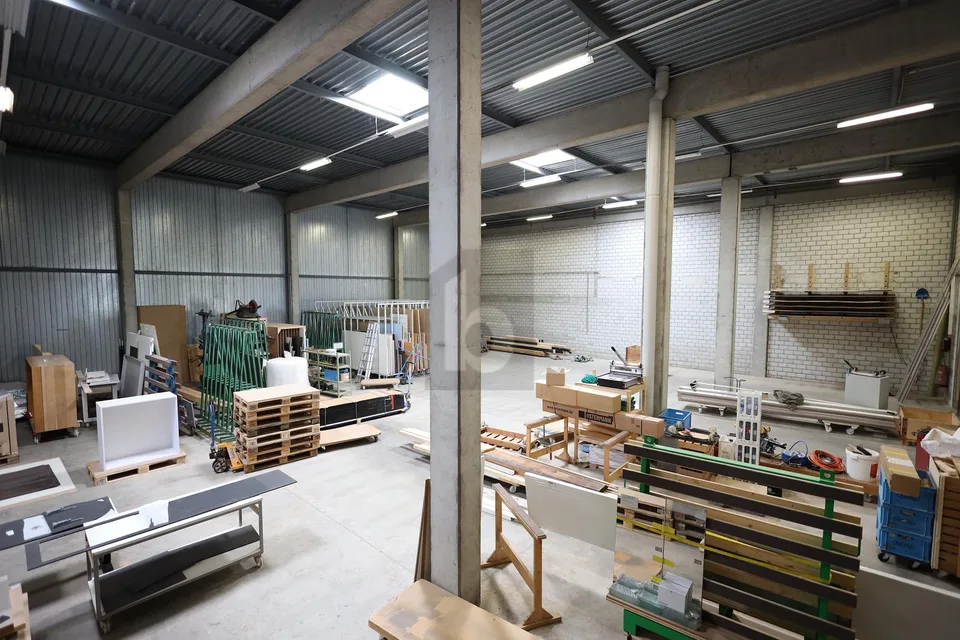 HIGH RACK STORAGE 6.5 METERS INTERIOR HEIGHT