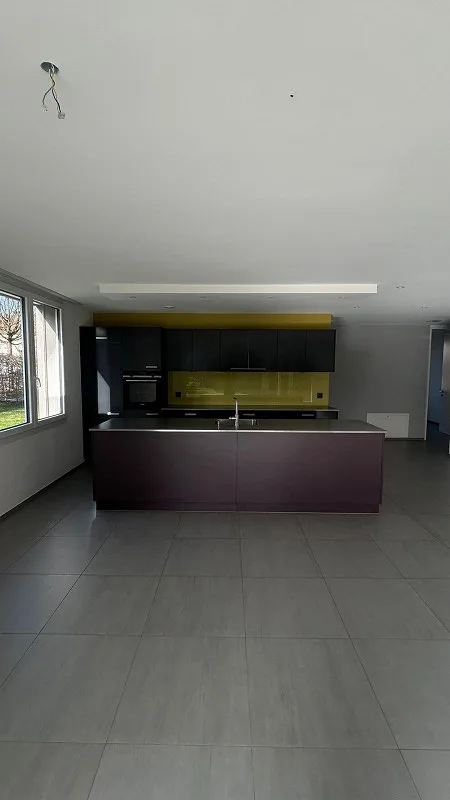 Helle 4.5-Zimmer-Parterrewohnung mit sonniger Terrasse