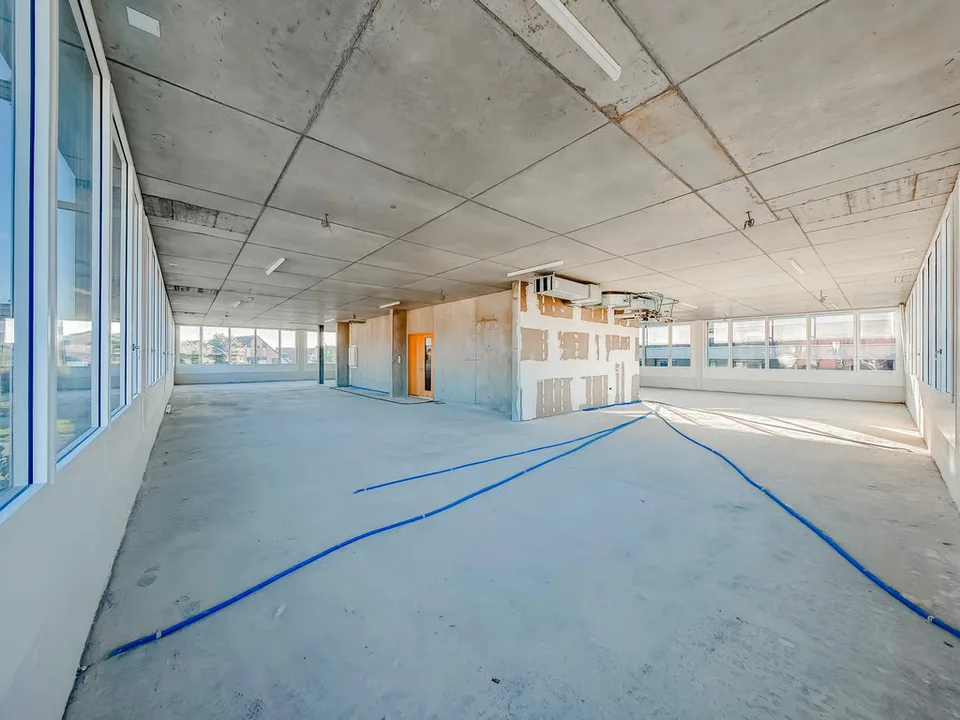 Nuovi spazi commerciali in affitto - 50% di affitto per 1 anno! – foto 2 di 12