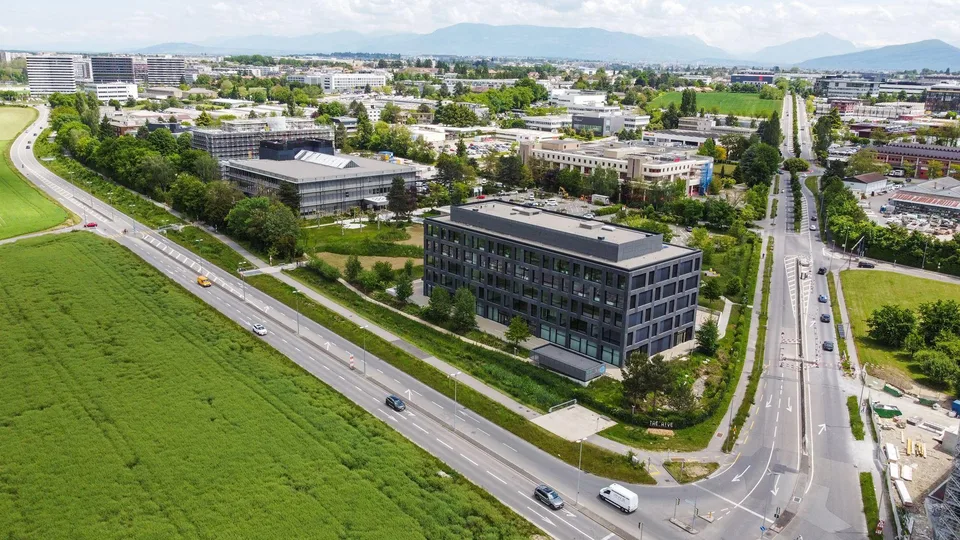 Edificio nuovo su misura a partire da 750 m² a Meyrin