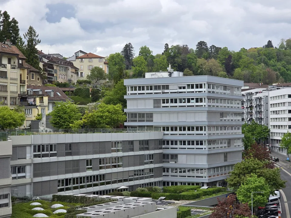 Renoviertes Büro von 54m2 – Stadtzentrum von Lausanne