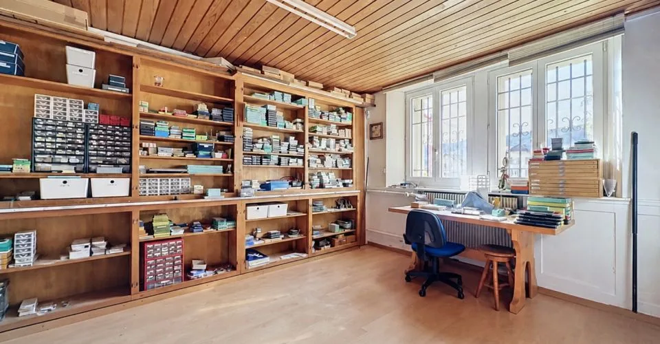 COMMERCIAL SPACE WITH WINDOWS FOR RENT – photo 7 of 12