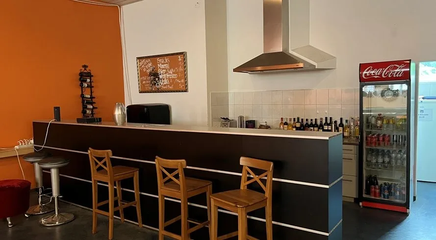 Attractive commercial space in Neftenbach!