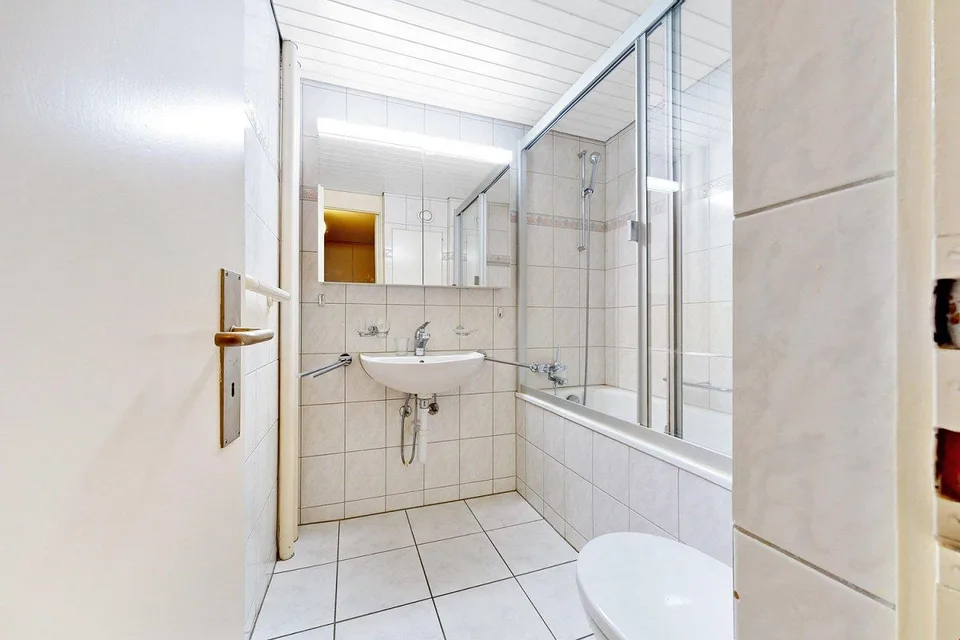 appartamento attraente con 3 camere e una terrazza molto grande con vista sul lago