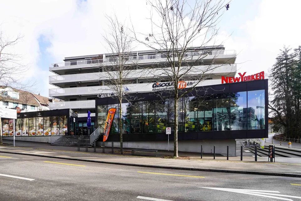 "699 m² Verkaufsfläche direkt neben New Yorker!"