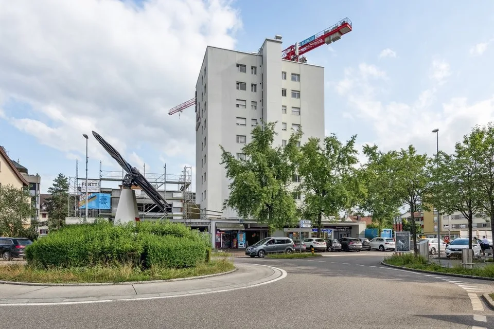 Zentrales Büro mit Balkon