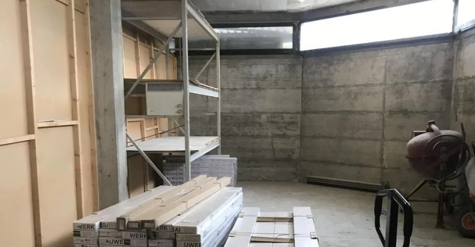 Lager 1 Zimmer