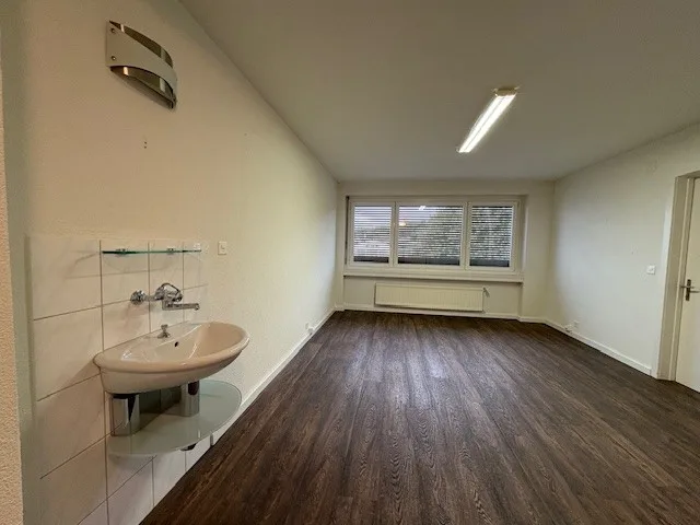 Bureau - Espace de Pratique - Espace d'Atelier Directement à la Gare!