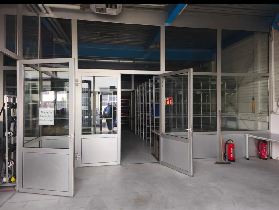 Locale artigianale o commerciale a Martigny 120m² - Zona delle Grandes Maresches