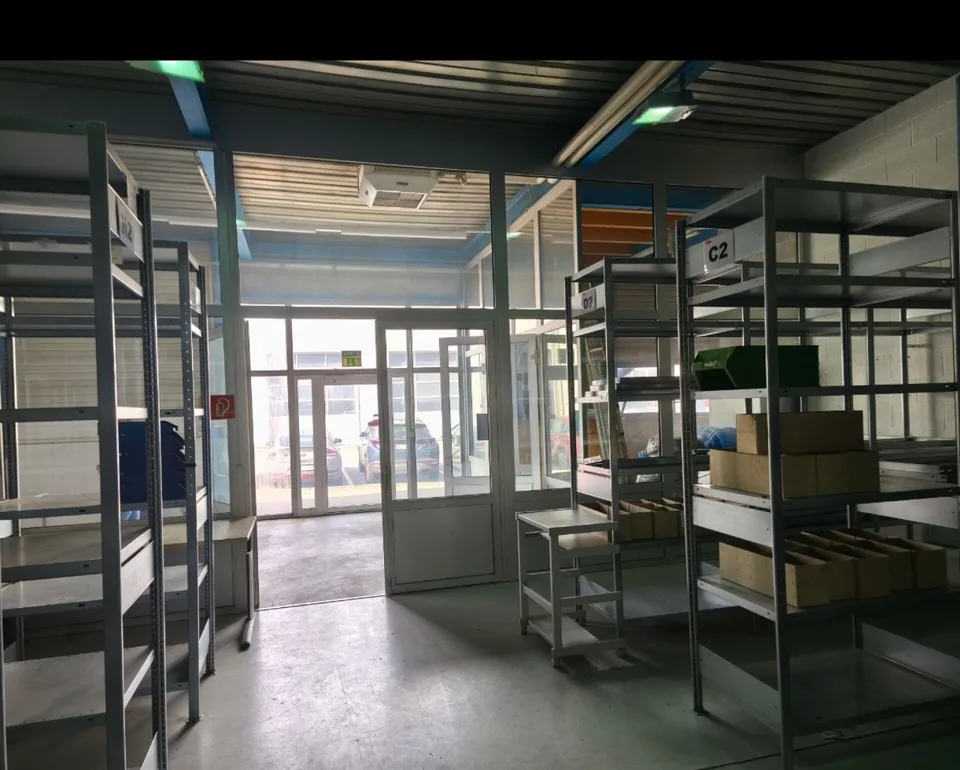 Locale artigianale o commerciale a Martigny 120m² - Zona delle Grandes Maresches