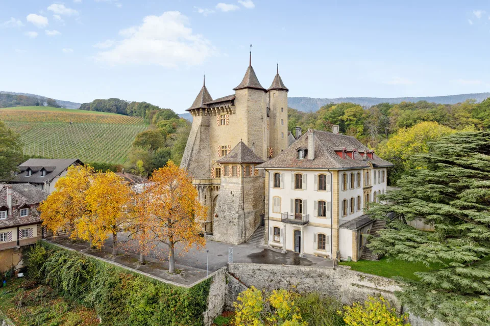 Appartement des Châtelains, 6,5 Zimmer / Vaumarcus