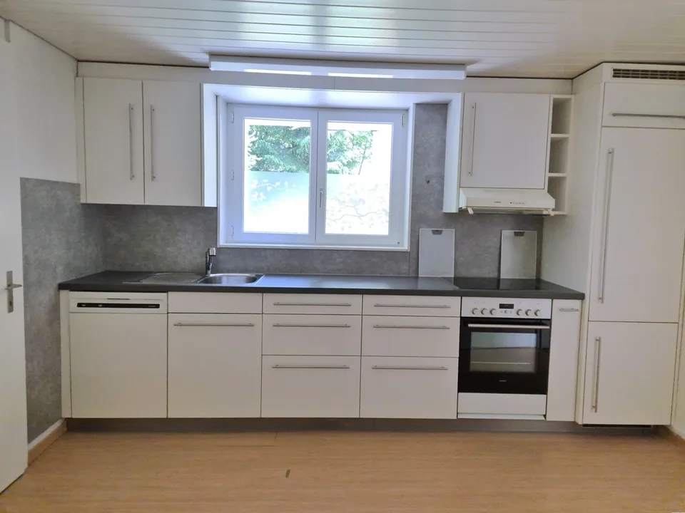 ***BEFRISTET 1 JAHR*** schöne 2.5-Zimmer Wohnung in Teufen