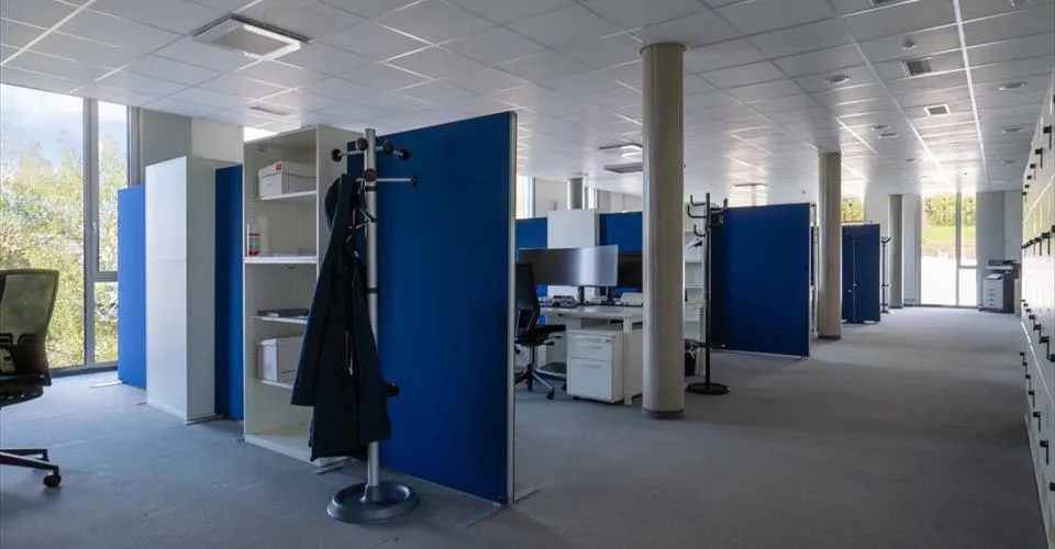 Bureau 5 pièces