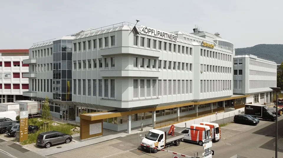 Idealer Standort für Labor/Showroom oder verarbeitendes Gewerbe 130 m2 oder 179 m2