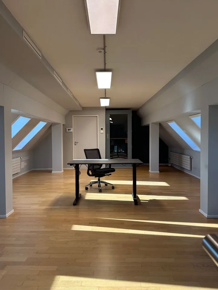 Ufficio startup con laboratorio (55m2)