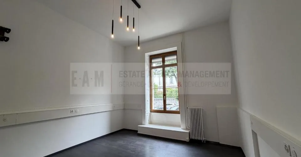 Office 12 rooms