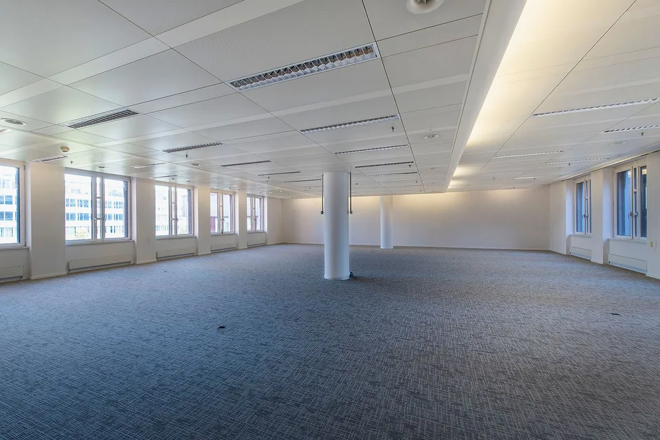 Startup Lab &amp; Office Space 1'000-1'500m2