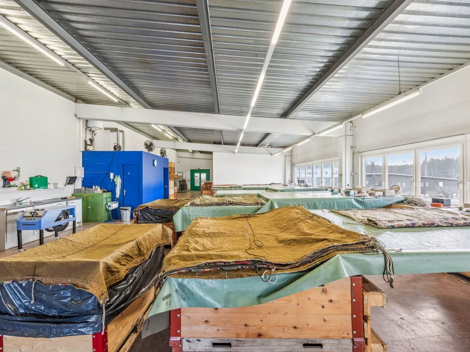 Geräumige Lagerhalle in Knutwil zu vermieten