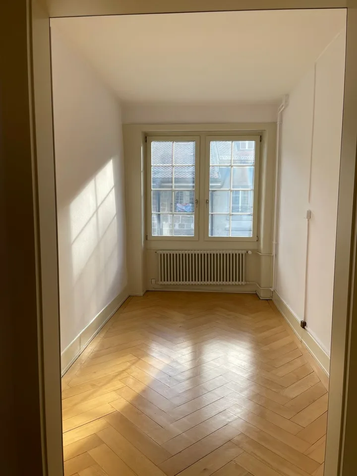 Zu vermieten - Schönes 4.5-Zimmer-Apartment in Fribourg – Foto 9 von 10