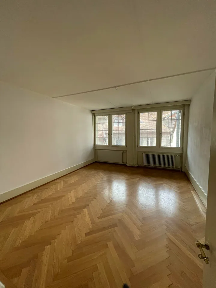 Zu vermieten - Schönes 4.5-Zimmer-Apartment in Fribourg – Foto 3 von 10