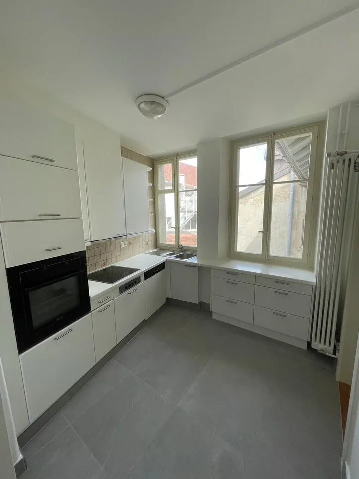 Zu vermieten - Schönes 4.5-Zimmer-Apartment in Fribourg – Foto 2 von 10