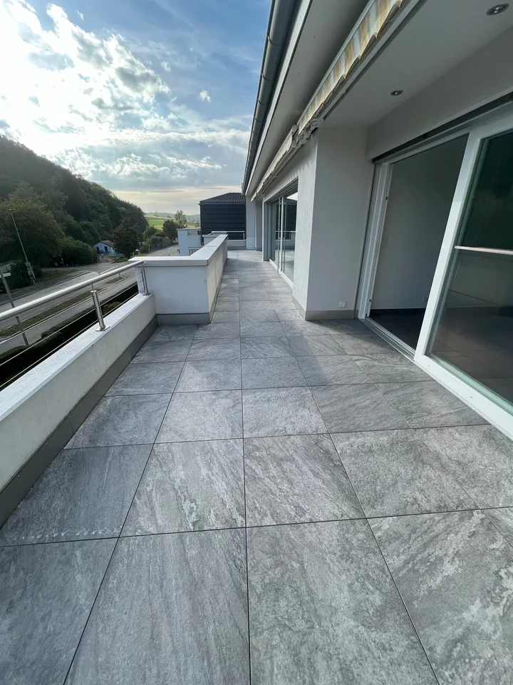 Penthouse 4.5 pièces ultra moderne d'environ 175m2 avec grand balcon