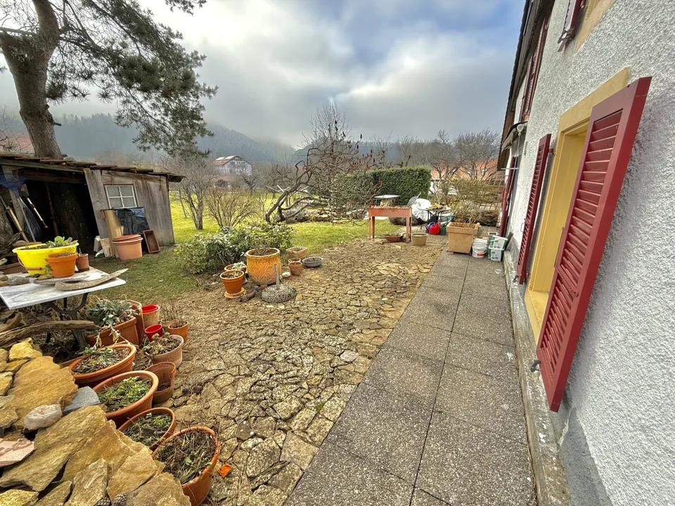 Zu vermieten in Bourrignon charmante 2,5-Zimmer-Wohnung