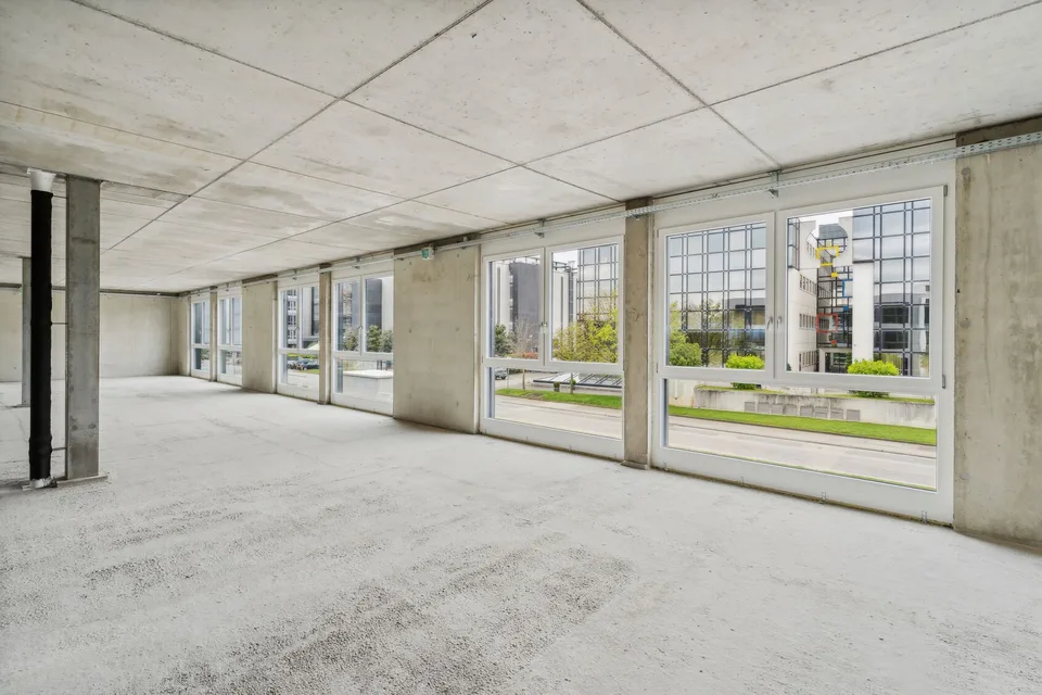 Nuovo a Gland – Spazio commerciale / industriale – 300m2