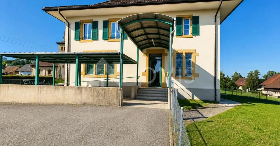 Büros mit Geschichte: Die ehemalige Schule von Poliez-Pittet – Foto 12 von 13