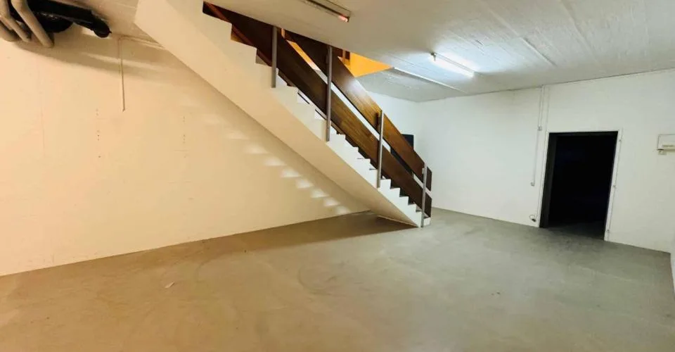 Storage 1 room