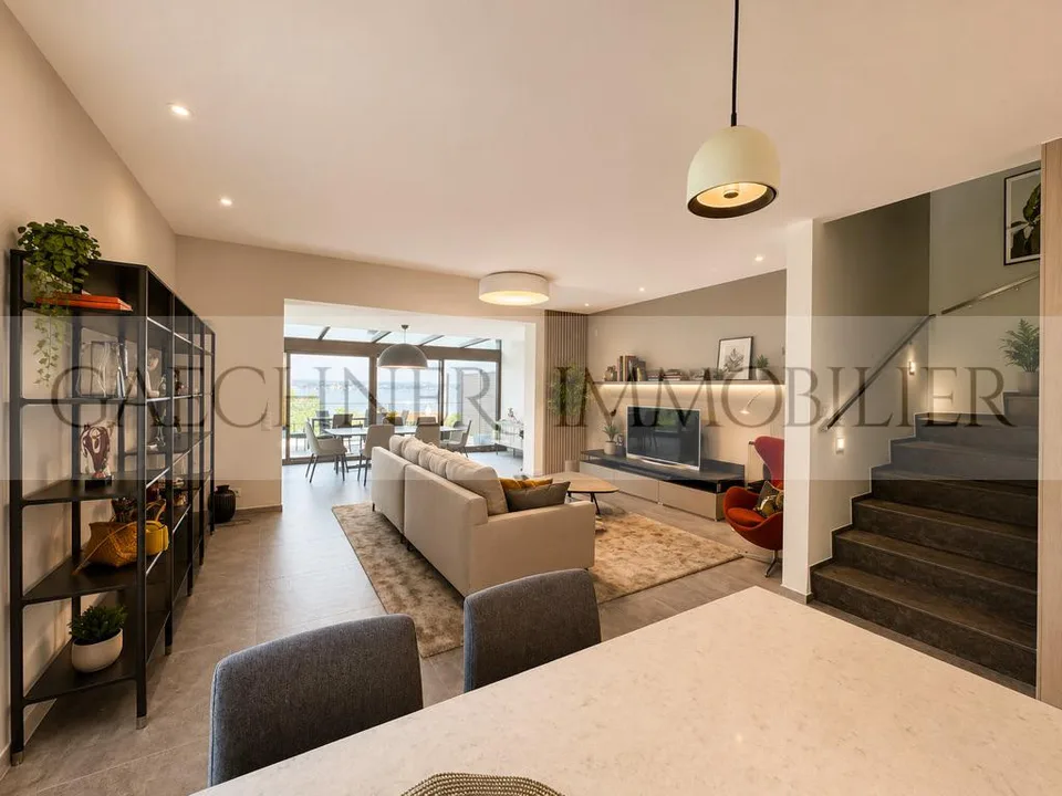 7-room adjoining house
