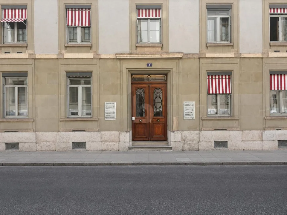 MAGNIFIQUES BUREAUX DE 160 M² ENV. A GENEVE (1205)