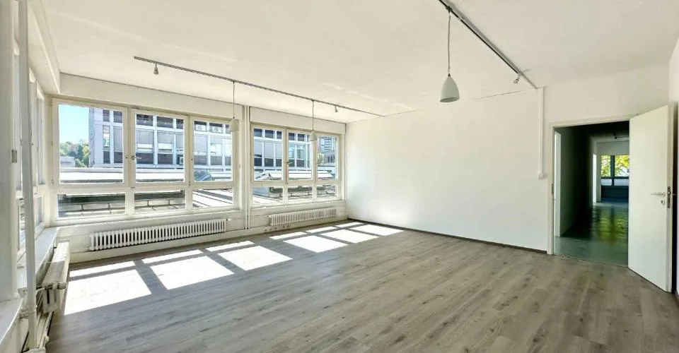 Locali di 180 m2 Acacias-Vernets - zona FTI. – foto 6 di 13
