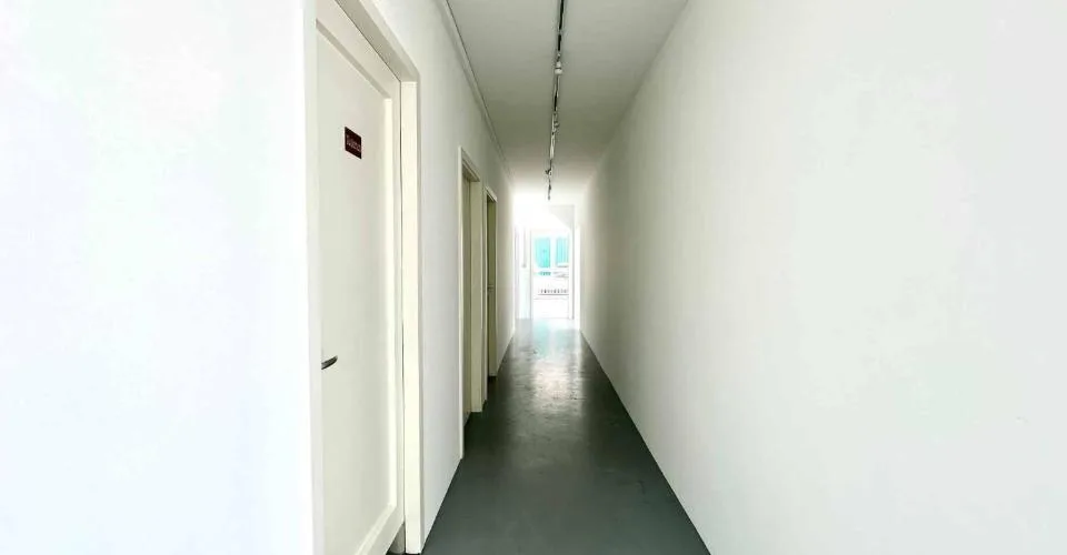 Locali di 180 m2 Acacias-Vernets - zona FTI. – foto 10 di 13