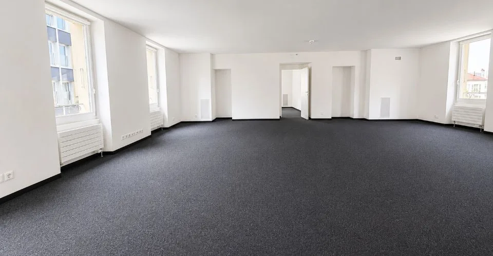 Office 25 rooms