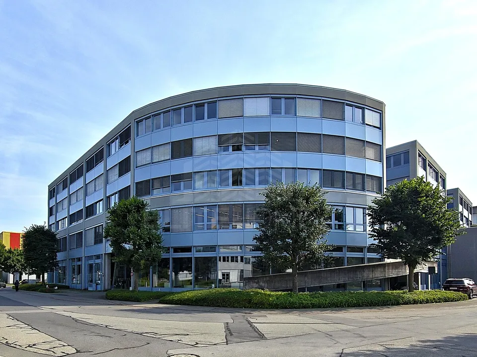 AB 200m² ODER BRAUCHEN SIE MEHR?