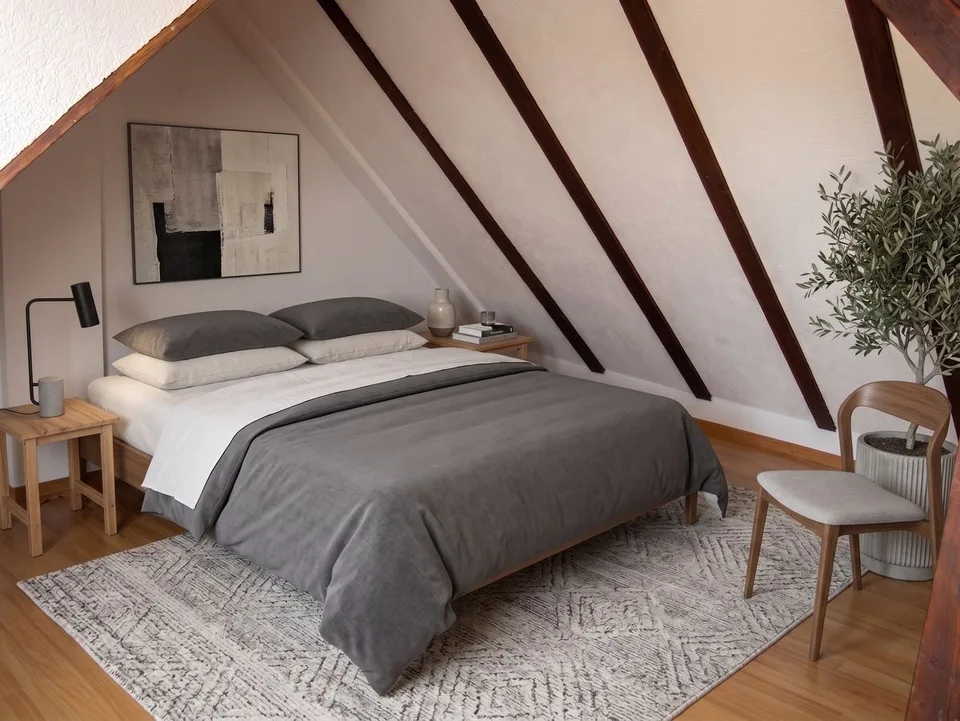 Dachwohnung mit 20 m² Terrasse