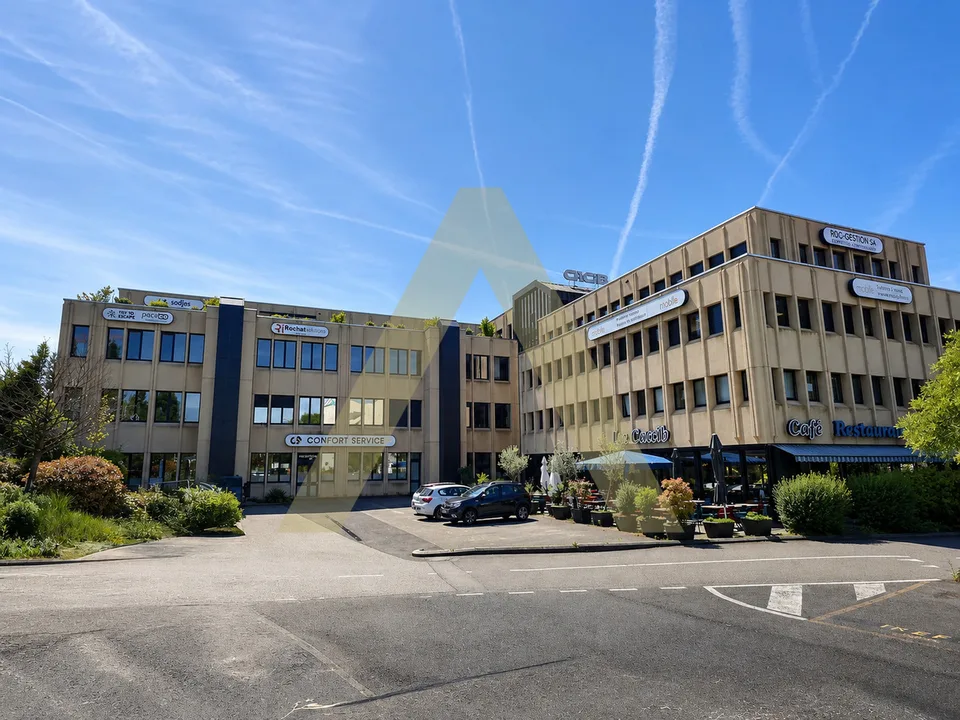 Bureau open space modulable au coeur du quartier d'affaires des Baumettes