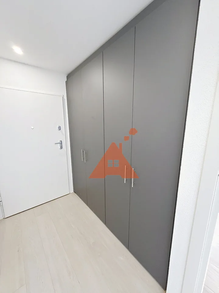 Superbe duplex à louer au Sentier avec balcon