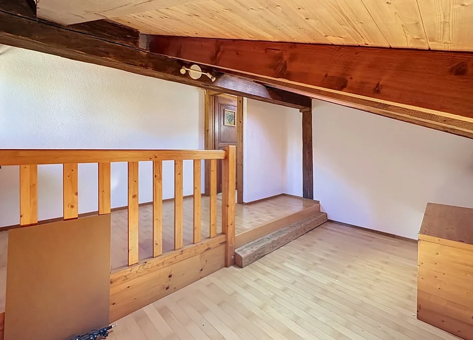 Schöne Wohnung mit Charakter zur Miete in Brassus.