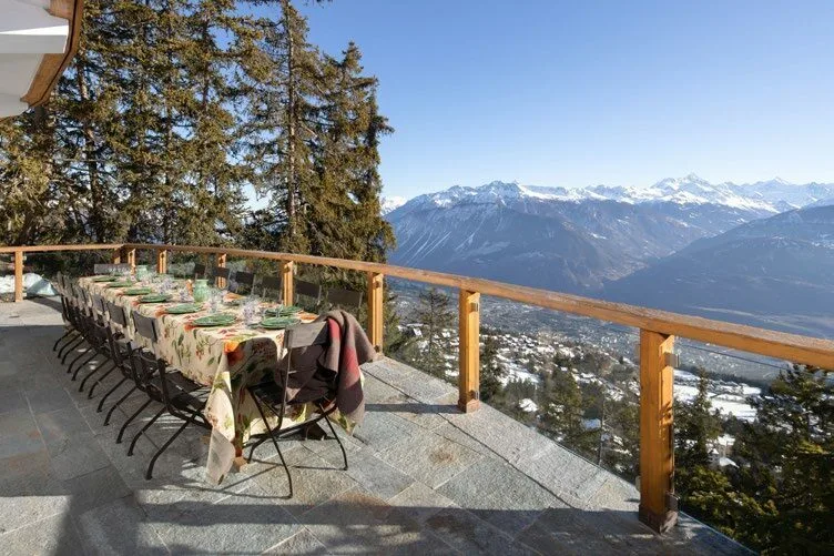 LOC 119 - CHALET LE ROC -2