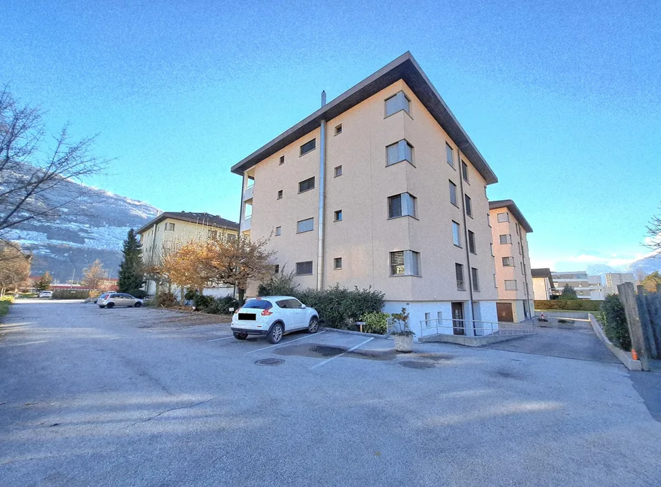Sion | Außenparkplatz