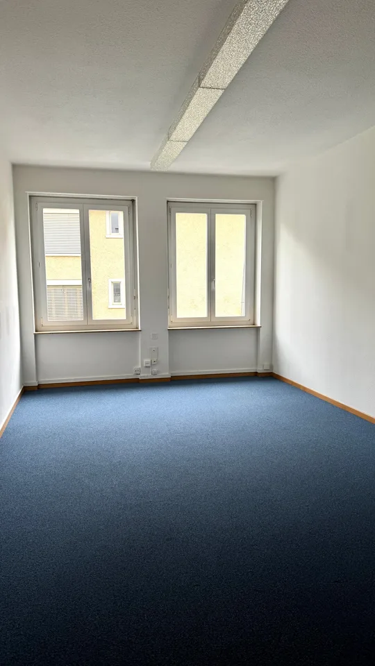 Praktischer Büroraum im Herzen von Zürich Oerlikon