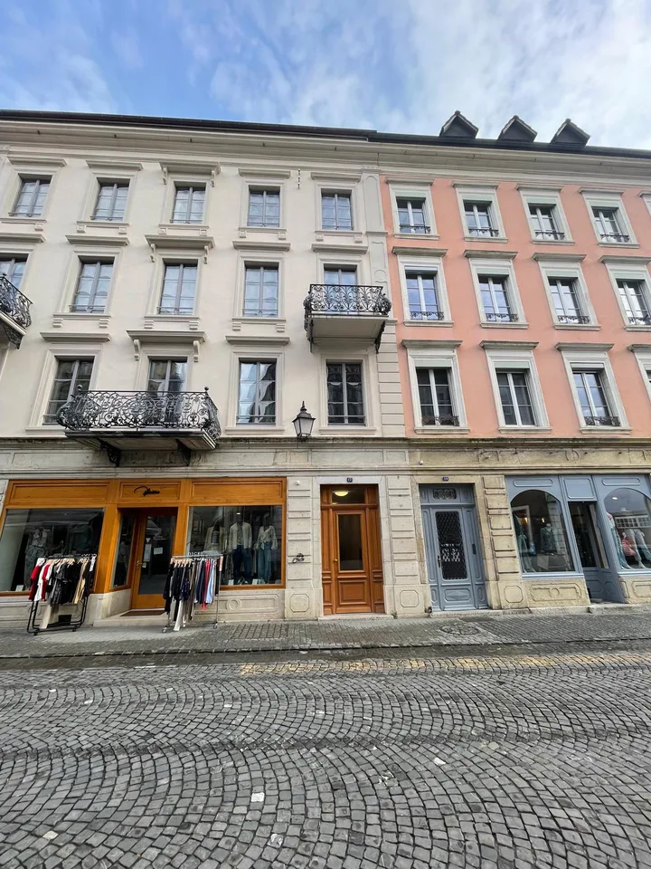 Appartamento caratteristico di 2,5 locali in un edificio storico ristrutturato – foto 11 di 11