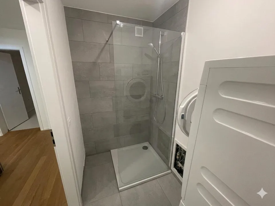 Magnifico triplex luminoso di 4,5 stanze con terrazza a Porrentruy – foto 11 di 13