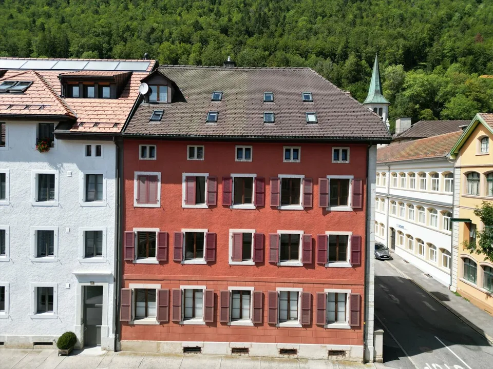 Mehrfamilienhaus
